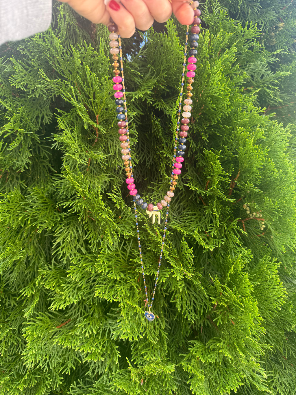 NAVY HEART CHAI CANDY NECKLACE