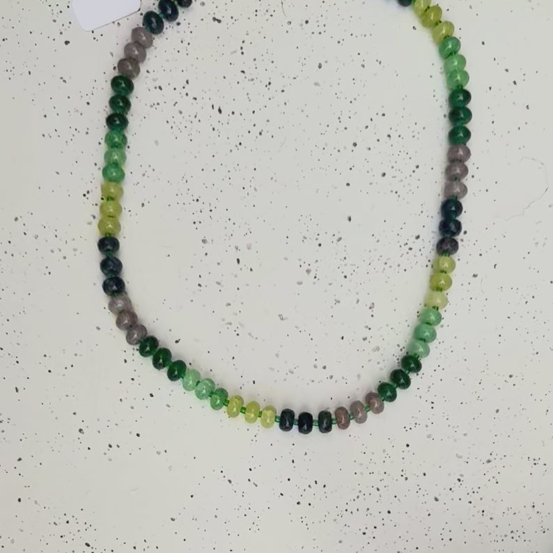 EMERALD GARDEN PARTY CANDY NECKLACE